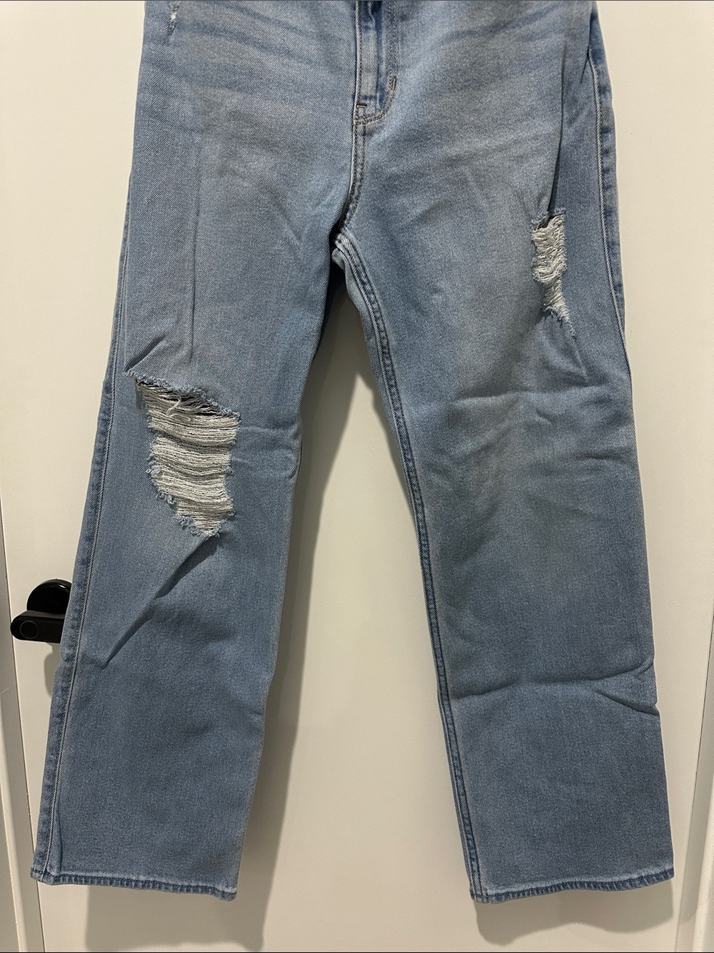 HOLLISTER ULTRA HIGH RISE DAD JEANS - Picture 5 of 13
